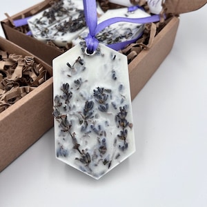 Lavender scented soy wax freshener, Aromatherapy gift for her, Soy wax sachet for wardrobe, Home décor, Fragrance for car, Housewarming gift