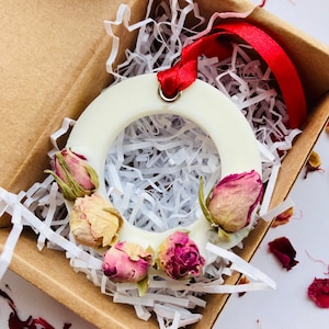 Rose soy wax sachet in box, Personalized wedding favors, Soy wax freshener gifts for bridal shower guests, Aromatherapy gift for baby shower