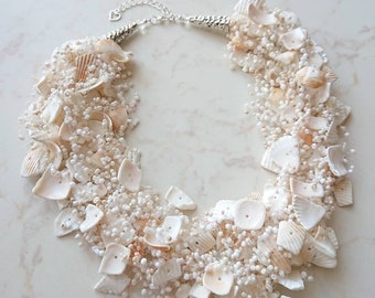 White shells necklace, Beach weddings necklace, Natural shells jewelry, Thick bib necklace, Mermaid style jewelry, Tropical sea necklace set