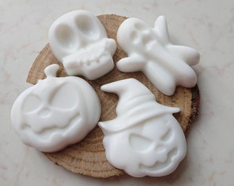 Halloween favors, 5pcs ghost/pumpkin soaps, Spooky soap favors, Skull/bat soap favors, Mini pumpkin pie favors, Halloween table decorations