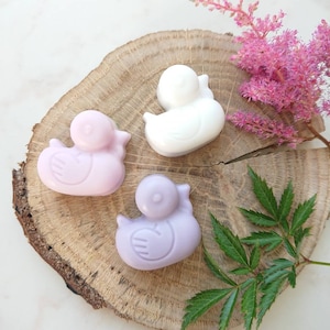 10pcs pink/lilac rubber duck soap, Mini white ducky soap, Unisex baby shower favors, Animal duck shape soap, 1st birthday party soap favors