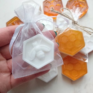 100pcs pair of honey soaps, Bee combs soap favors, Brown bee theme party favors, Honey bridal shower favors, Country wedding guest favors