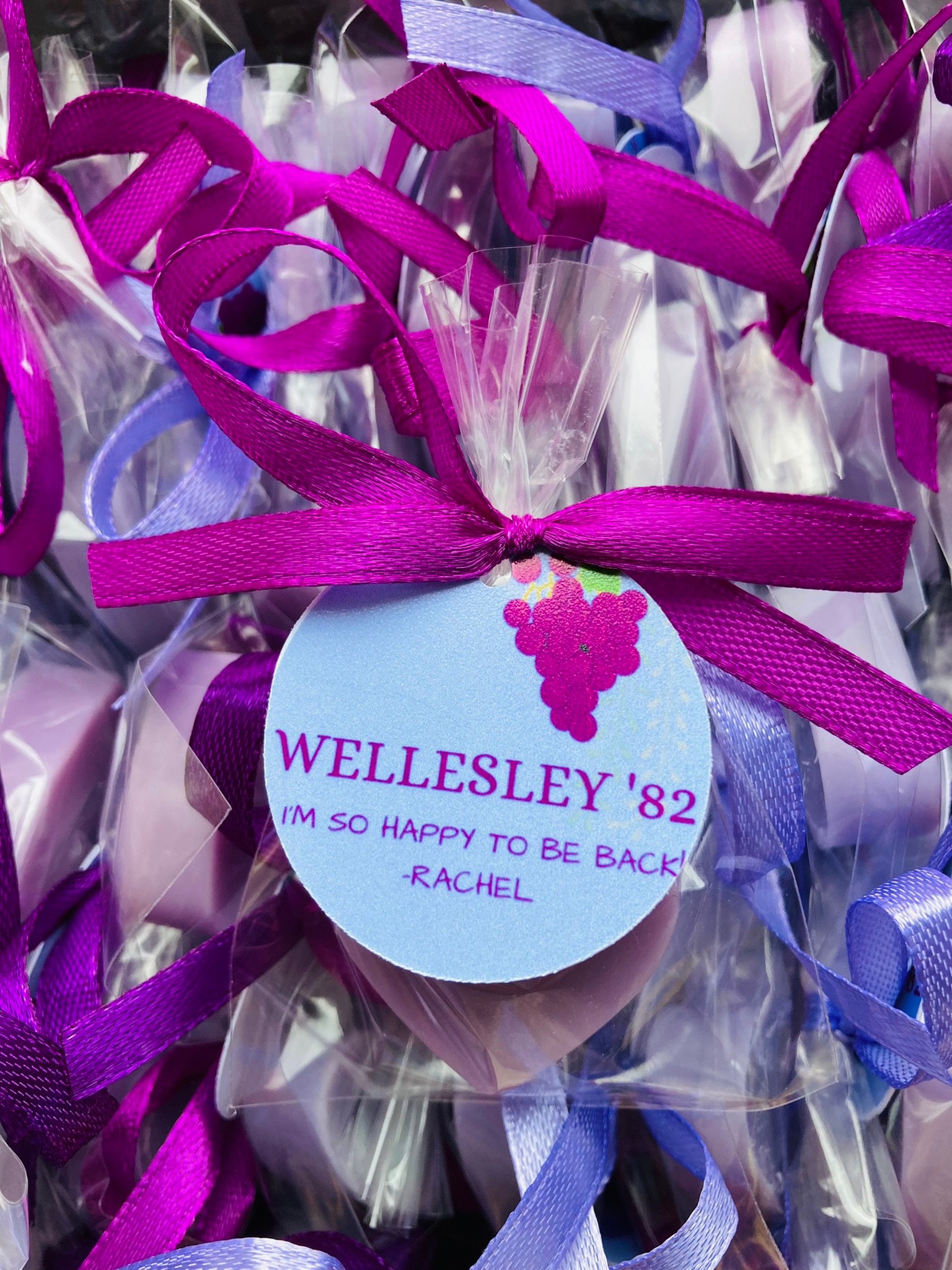 3pcs Heart Shape Rose Soap Flower Gift Box, for Teachers Day , Farewell  Gift, Wedding Doorgift , Birthday Gift , mother | Beo Gift, image size:1536x2048