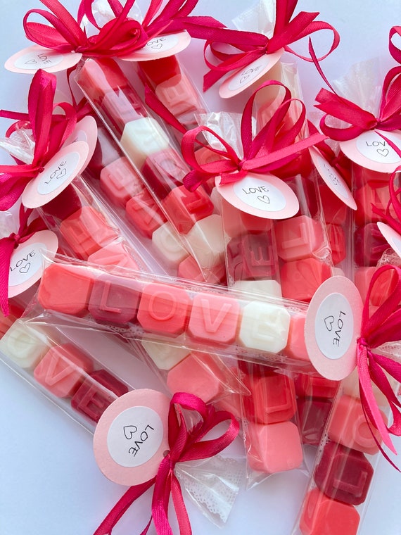 Hawaiian Mini Soap Favors for Baby or Bridal Shower Choose Quantity and Soap Color Tropical Shower Favors Hawaiian Mini Soap Favors for Baby or Bridal Shower Choose Quantity and Soap Color Tropical Shower Favors
