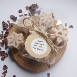 50pcs snowflake favors, Winter mini soap favors, Christmas guest gifts, Small holiday wonderland gifts, Winter wedding/bridal shower favors Packed simple tag