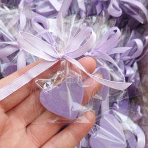 80 saponi cuore lilla, bomboniere naturali alla lavanda, piccoli saponi profumati alla lavanda, semplici bomboniere per gli ospiti, saponi nuziali rustici viola