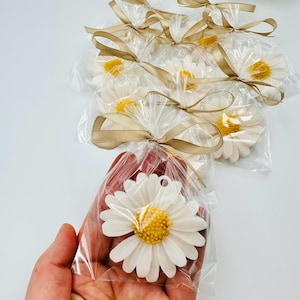 15 pezzi di saponette a forma di margherita, bomboniere floreali per baby shower, saponi a forma di gerbera, regali per invitati a matrimoni estivi, bomboniere floreali per baby shower