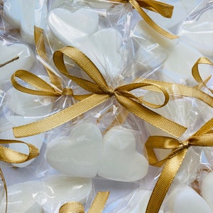 60pcs mini sapone a cuore bianco Bomboniere per ospiti di nozze, piccole saponette per le mani da viaggio sfuse, semplici regali di ringraziamento per gli ospiti, regali di lavanda