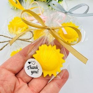 12 pezzi di saponette solari, bomboniere per baby shower al sole, bomboniere per feste estive per il primo viaggio del bambino intorno al sole, bomboniere per saponette solari felici