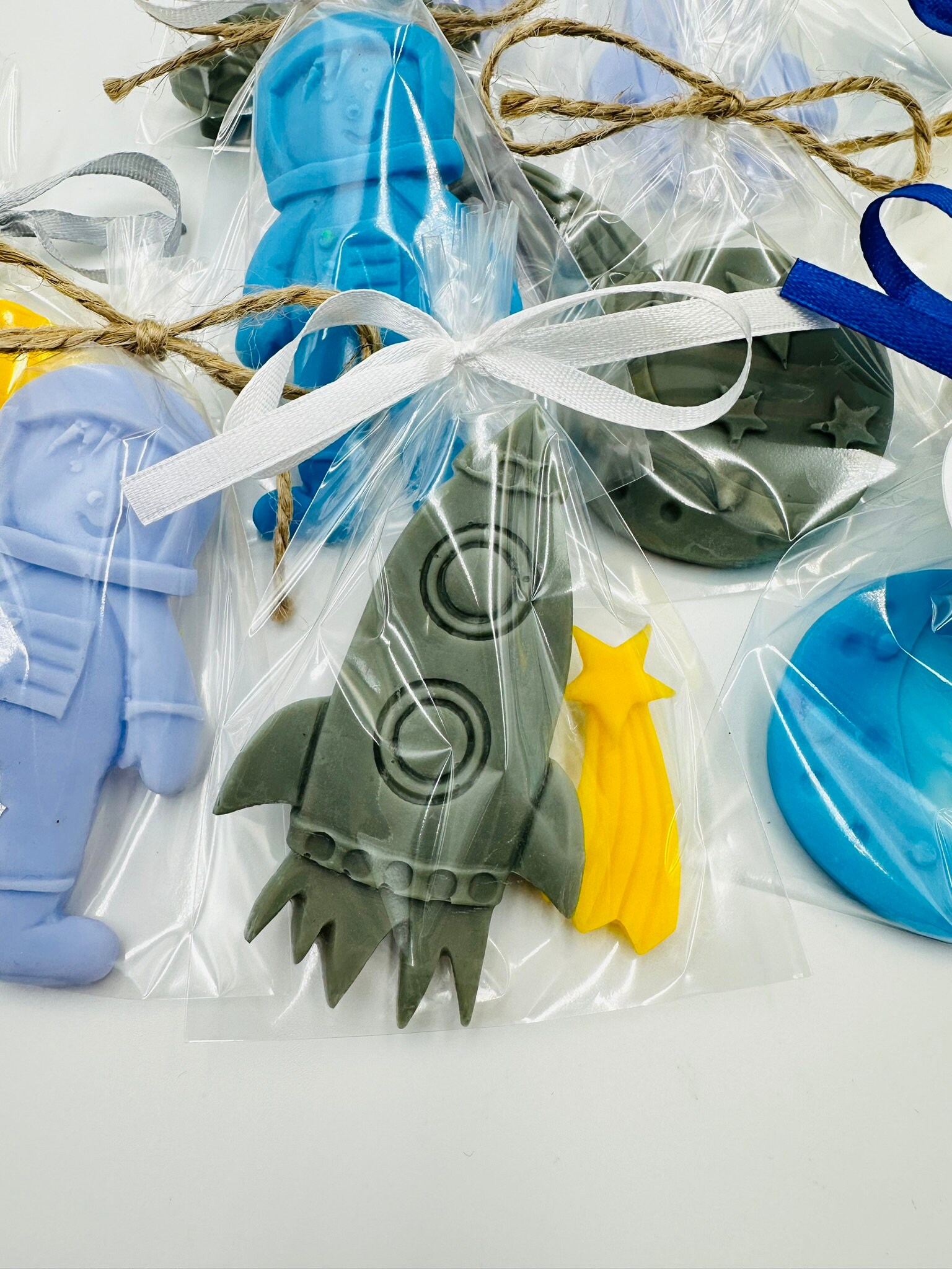 10st zeepbedankjes astronaut, ruimte verjaardagsbedankjes voor babyjongen, Galaxy/planeet/kosmische ruimte babyshower gunsten voor heelal feestgast
