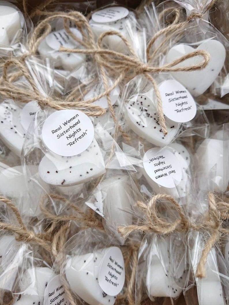 30pcs mini lavender/poppy soap, White heart shape wedding favors soap, Bathroom ornaments with lavender/oatmeal, Thank you gifts for guests Poppy 30bags sticker