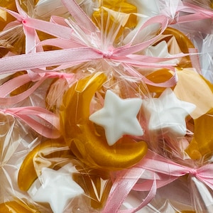 30 set di saponette a forma di luna e stelle, bomboniere per baby shower con la nostra piccola stella, bomboniere con saponette a tema per la cameretta dei bambini, bomboniere con saponette "Ti amo, mia piccola stella"