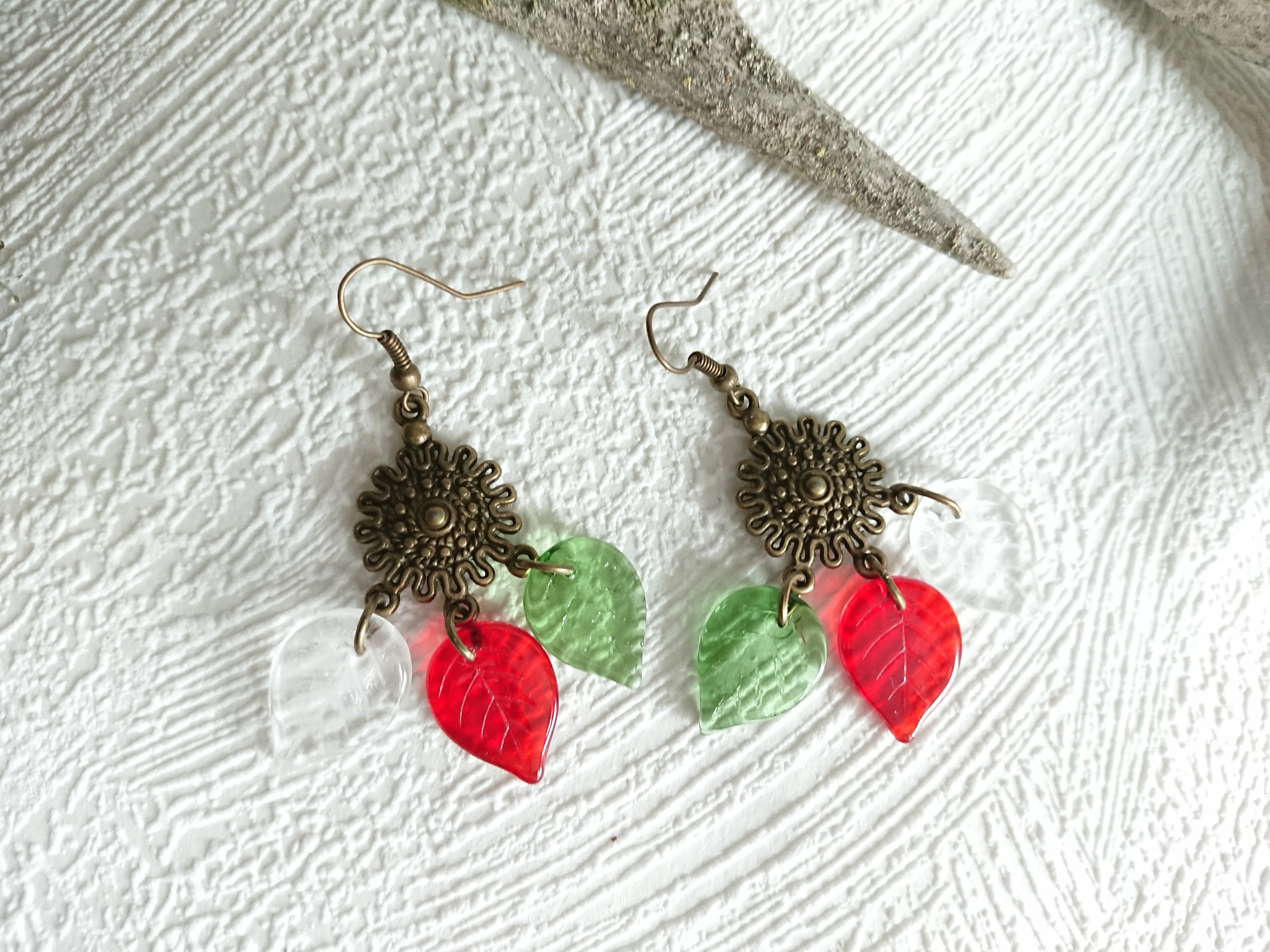 Green red earrings Fall leaves earrings Filigree earrings | Etsy