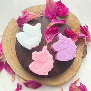 10 pezzi di saponette a forma di unicorno, regali per baby shower fantasy, regalo per festa di compleanno per bambine, saponi unicorno rosa all'ingrosso, bomboniere personalizzate con etichetta