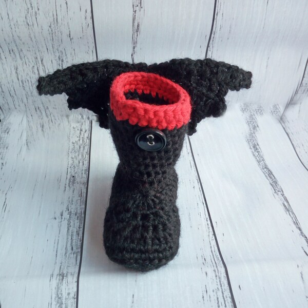 Fledermaus-Flügel-Babyschuhe, häkeln Baby-Schuhe, Gothic-Baby-Schuhe