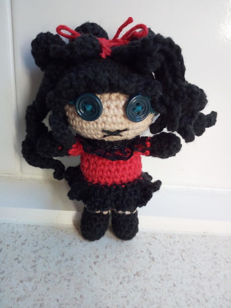 doll goth