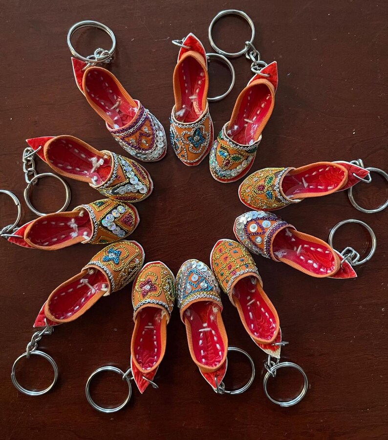 Multani Chappal Jutti Khussa Keychain Mini Desi Indian Pakistani Shoes Wedding Party Favors imagem 6
