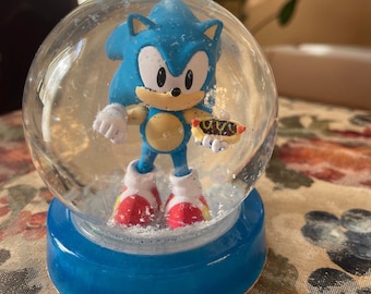 Sonic the Hedgehog Tails Mighty Knuckles Blue Red Yellow Snow Globe Birthday Children Holiday Gifts Stocking Stuffers