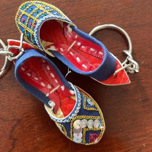 Multani Chappal Jutti Khussa Keychain Mini Desi Indian Pakistani Shoes Wedding Party Favors Dark Blue