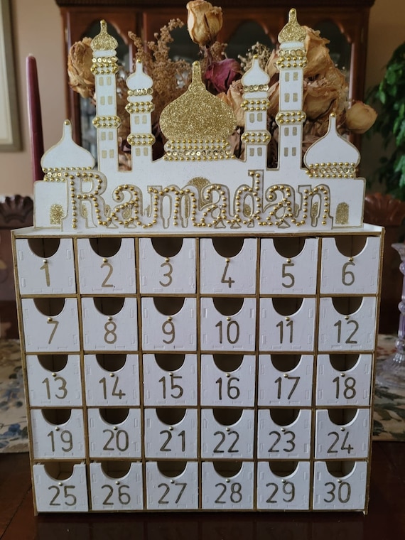 Calendrier de l'Avent mosquée de 30 jours du Ramadan, décoration islamique  musulmane en bois MDF Eid Mubarak, premier cadeau de l'Aïd pour enfants du  Ramadan avec apprentissage islamique -  Canada