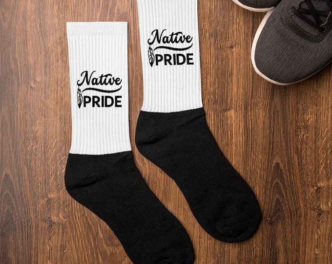 NATIVE PRIDE Socks – Walk with Strength!