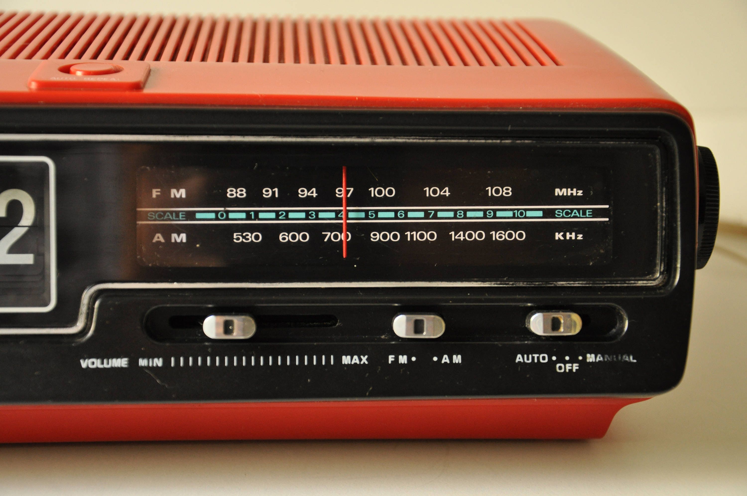 Buy Vintage 1972 Sanyo Stereocast Flip Clock Alarm Radio RM5320