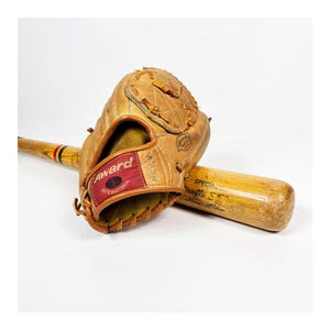 Vintage Baseball Glove Mitt Award International Rawhide Laced Professionally Made in Japan V-Hinge Leather Glove