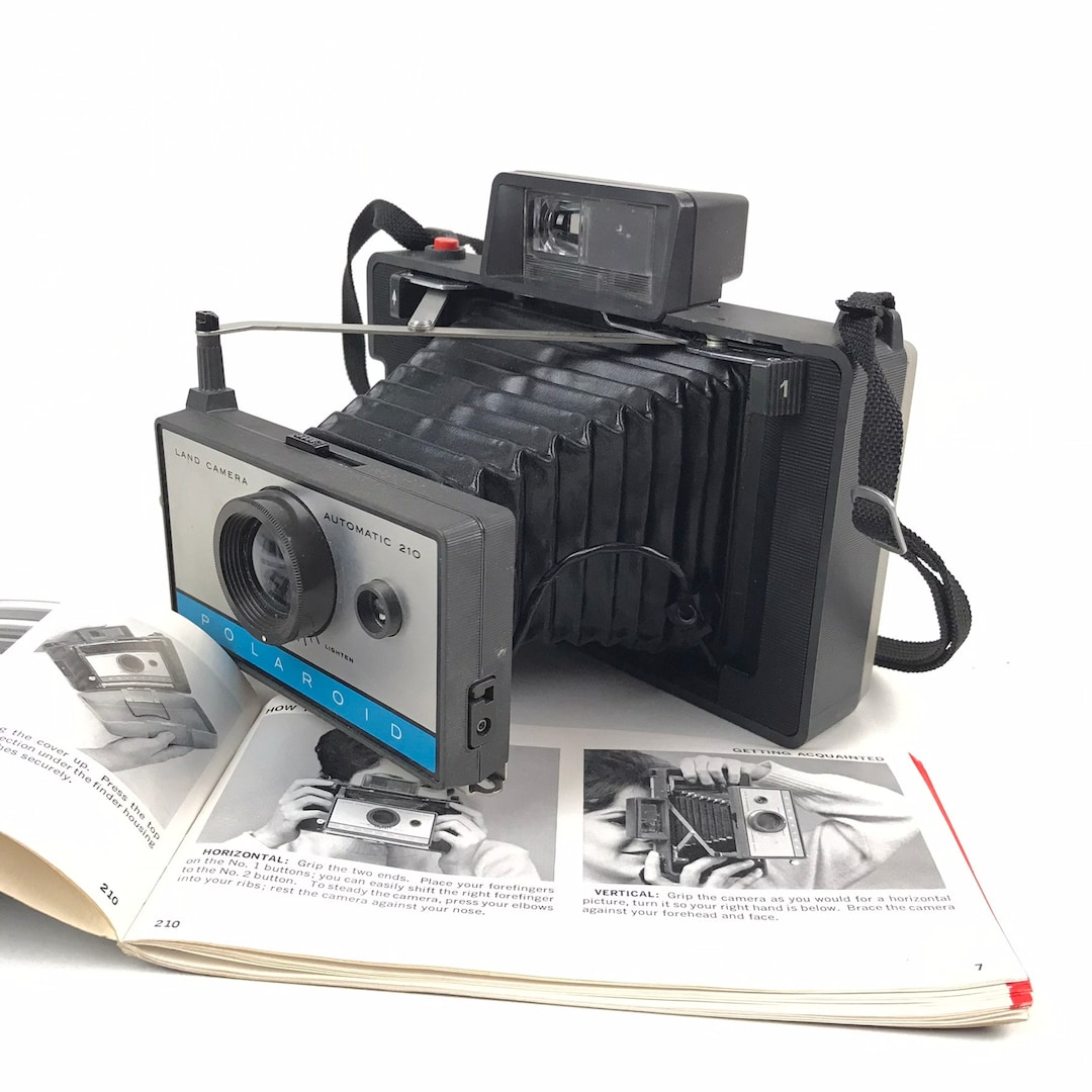 Vintage Polaroid Automatic 210 Land Camera / Folding Polaroid Camera Etsy