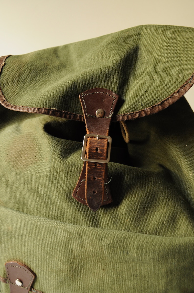 Canvas Rucksack Rucksack Military Backpack Leather Hiking Backpack Bag Mountain Climbing Khaki Vintage Canvas