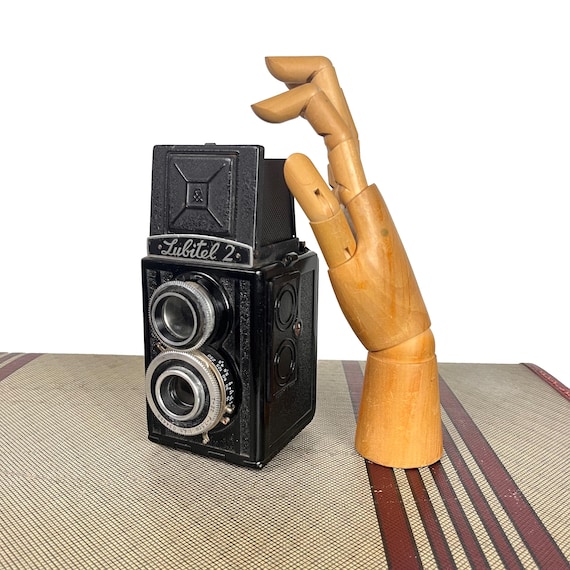Vintage Lomo Lubitel 2 Camera – Soviet TLR With Leather Case - Etsy