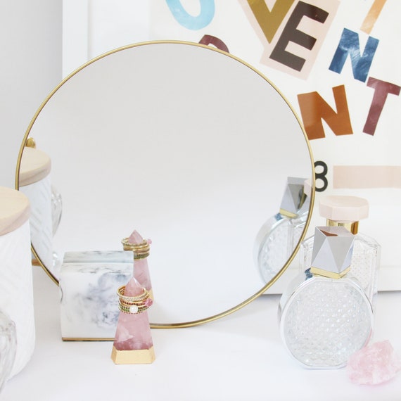 Marble Base Gold Edge Round Mirror Marble Base Gold Edge Round Mirror