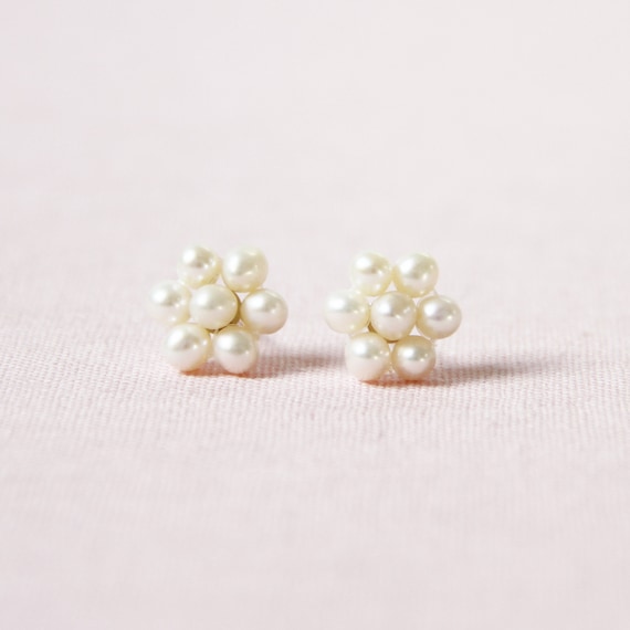 Freshwater Pearl Flower Stud Earrings - Etsy