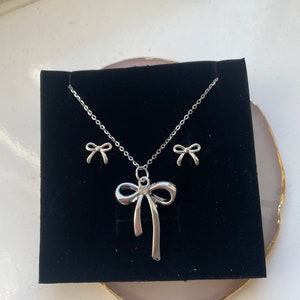 Sterling silver silver bow necklace and earrings cute dainty gift set 44cm chain rhoduim colour silver