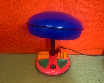 1980s Memphis Milano style desk / table lamp with switch and adjustable shade - design Kyoji Tanaka - Rabbit - Vintage retro Mid Century