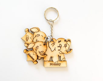 Personalised Keyring Elephant Design for Mum/Dad/Nan/Grandad Mother's Day, Father's Day Christmas Gift with Tags showing Children's Names