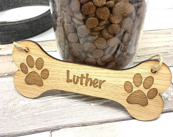 Personalised Dog Sign With Or Without Holes, Sizes from 10cm to 30cm,  Dog Treat Label, Dog Bed Sign, Pet Treats, Dog Lover, Dog Paw