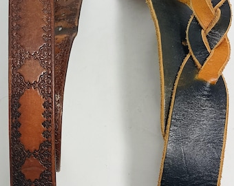 Dwa skórzane paski VTG z lat 70. z ręcznie wytłoczonym i tkanym wzorem dla kobiet
