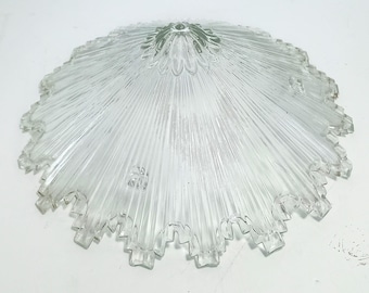 Pantalla de lámpara de techo de cristal con diseño de explosión estelar, estilo Art Déco de los años 30.