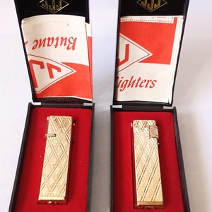 Pair JJJ Diamond Pattern Lighters in org box Japan