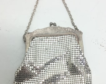 1950s Whiting & Davis Silver Mesh Evening Bag