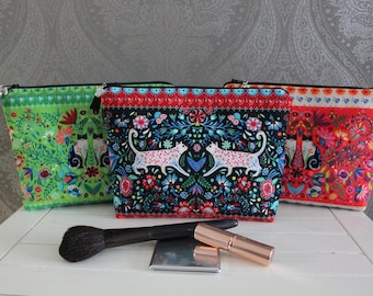 Luxurious velvet makeup bag, cat design