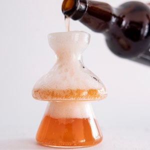 Bicchiere da birra soffiato a mano