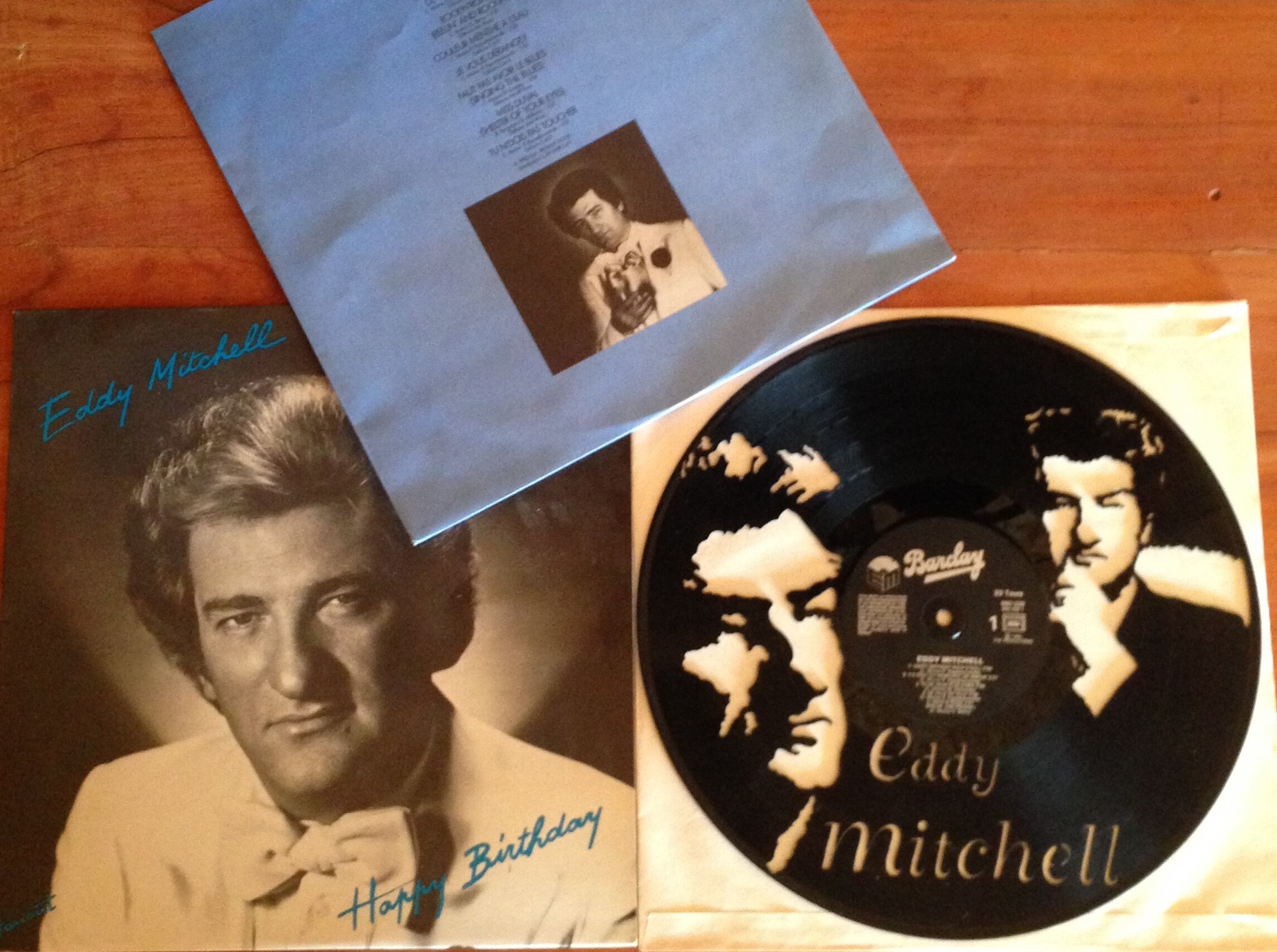 Décoration Murale Dans Un Vrai Disque Vinyle Rayé 33 Tours de Eddy Mitchell, 2 Modèles Disponibles