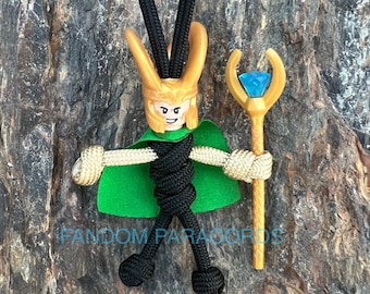 Llavero de paracord de Loki, llavero de los Vengadores de Marvel, accesorio para llevar a diario, llavero de compañero motero, minifigura de Lego, tirador de cremallera, llavero de superhéroe