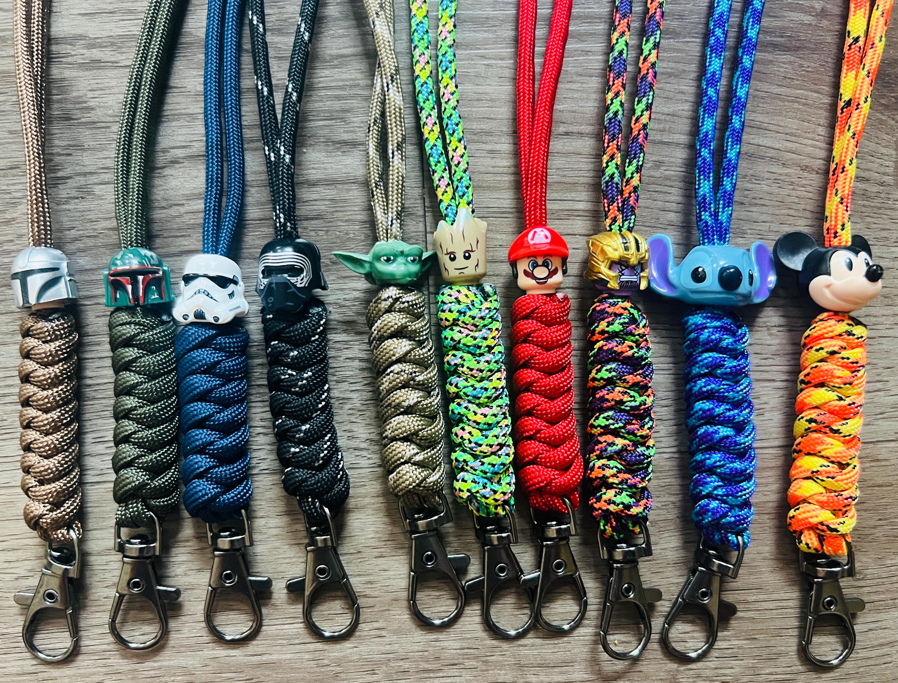 パラコードキャラクターIDバッジストラップ、EDC日常携帯アクセサリー