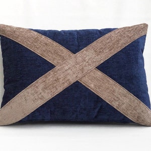 The vintage Scotland flag cushion image 4
