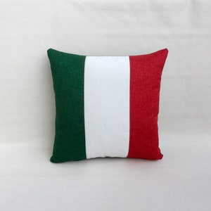 Il cuscino con la bandiera italiana immagine 2