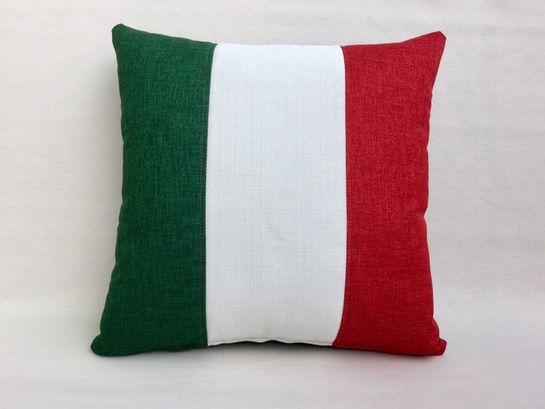 Il cuscino con la bandiera italiana immagine 4