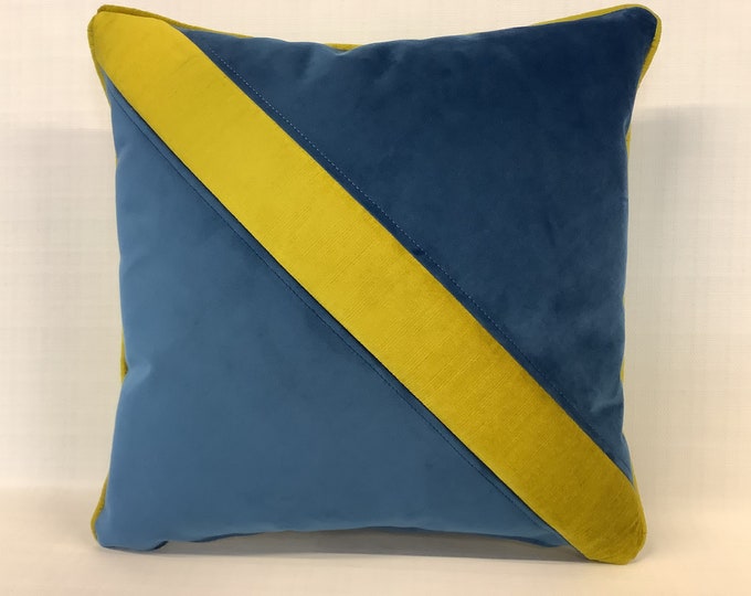 The padded stripe cushion