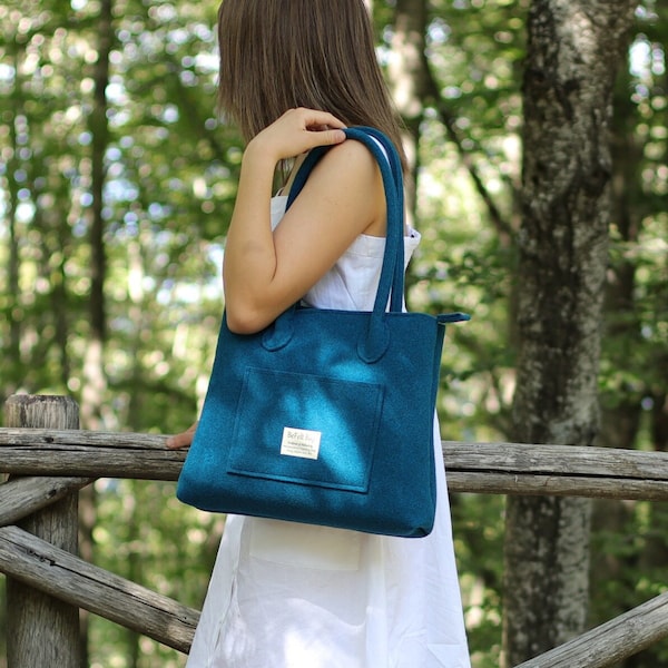 Zip top bag woman in petrol blue wool felt, felted teal shopper bag with handles, handbag, Italian bag, shopper, shopping bag